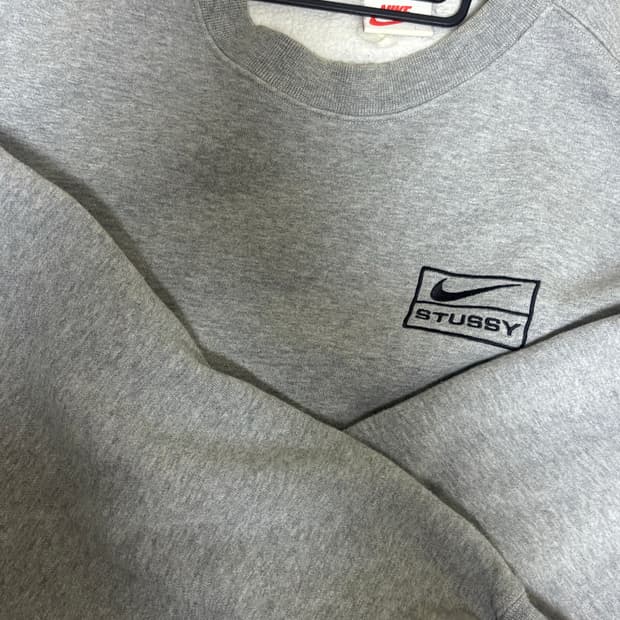 나이키 x 스투시 NRG BR 크루 플리스 그레이 L사이즈