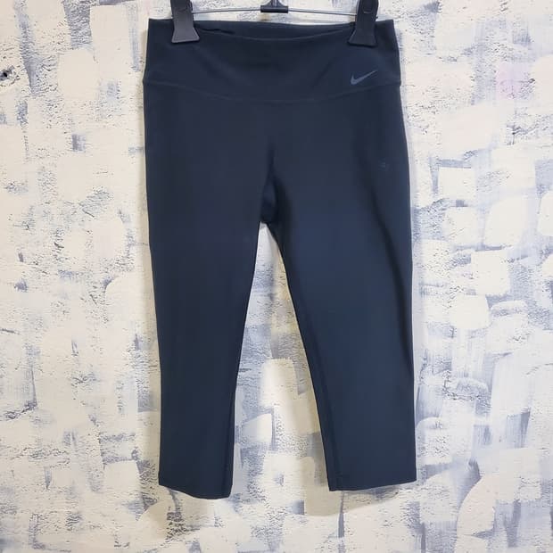 나이키 스우시 드라이핏 레깅스 
