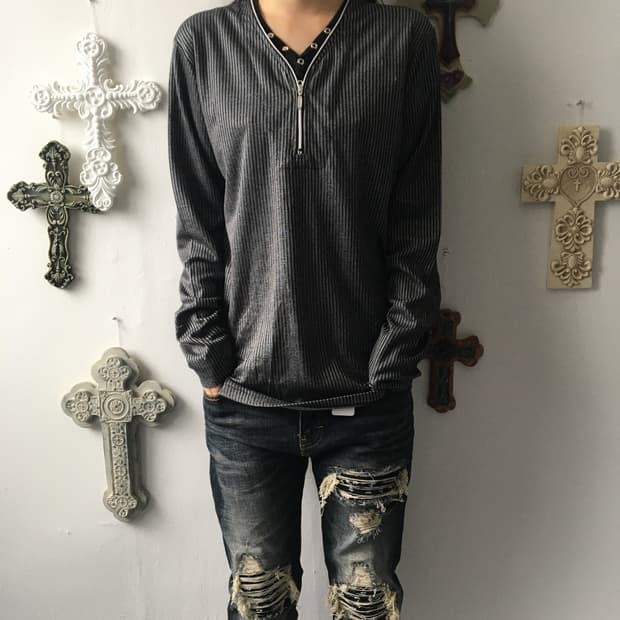 Ribbed layered sleeve