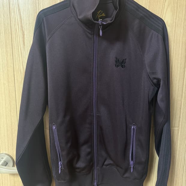 니들스 트랙재킷 (정품)