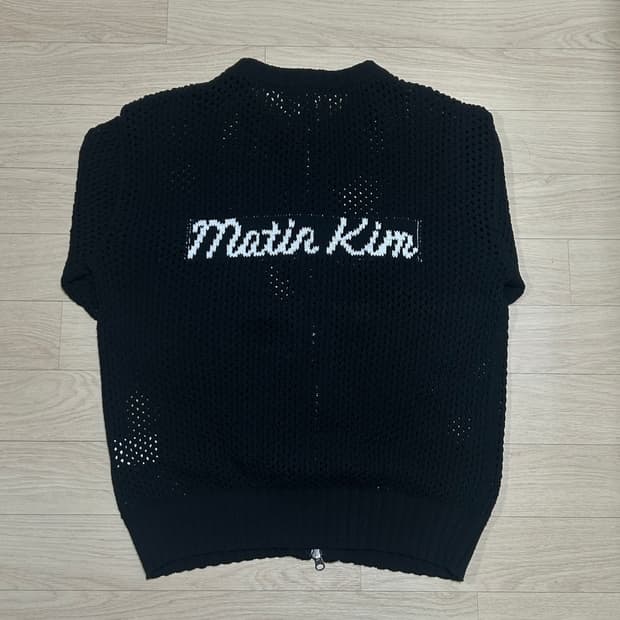 마뗑킴 자카드 그물 니트 집업 