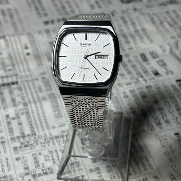 SEIKO quartz chronos