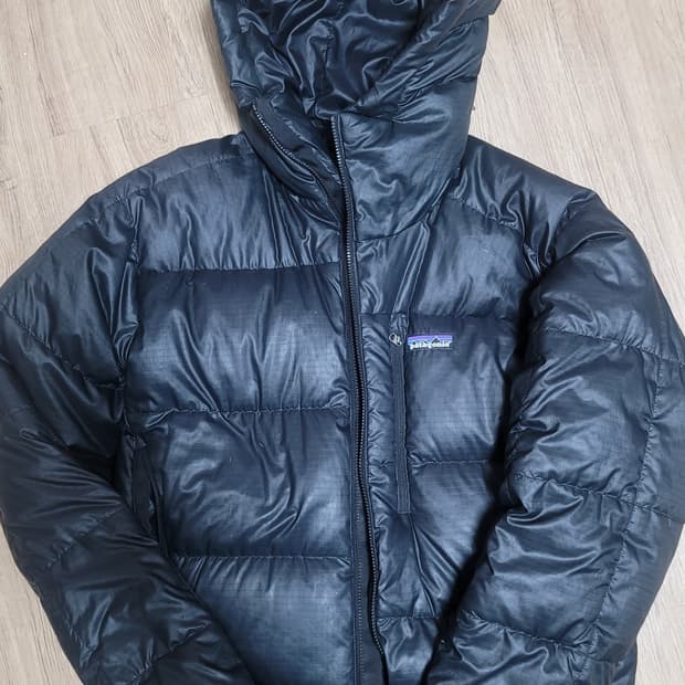 파타고니아 피츠로이 구형 패딩