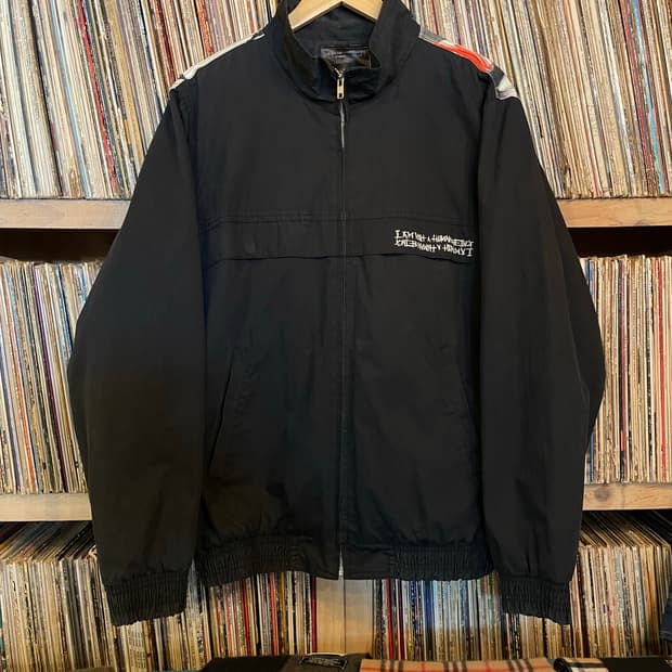 암낫어휴먼비잉 후아유 트랙탑 자켓