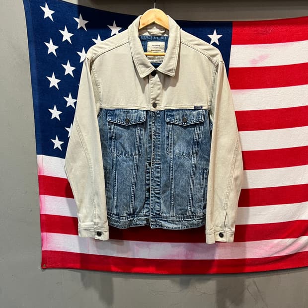 풀앤베어 배색 데님 자켓