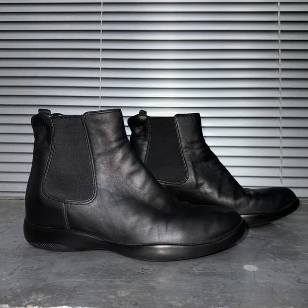 00s 프라다 스포츠 가죽 부츠