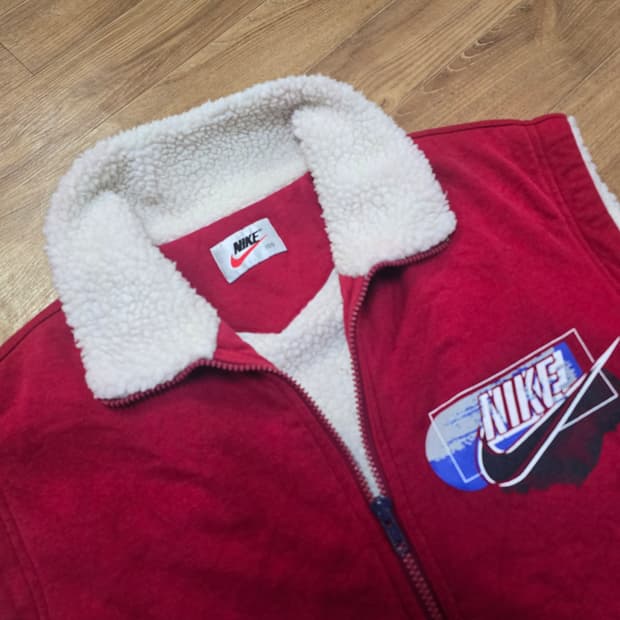 나이키  올드스쿨 양털 조끼 105