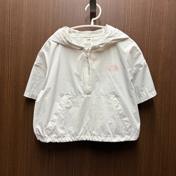 노스페이스 크롭 아노락 후드티셔츠
