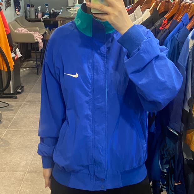 [NO.9] Nike 블루 집업 바람막이
