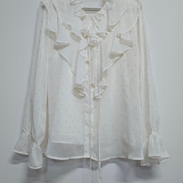 아뜰리에마졸리  프릴 블라우스 100