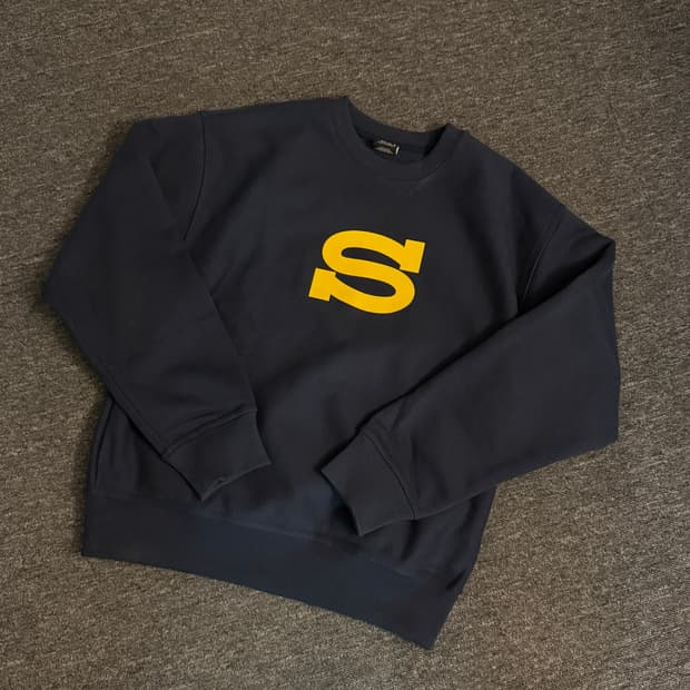 스투시 맨투맨 M