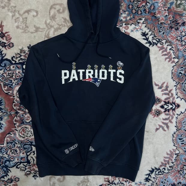 뉴에라 스누피 후드티