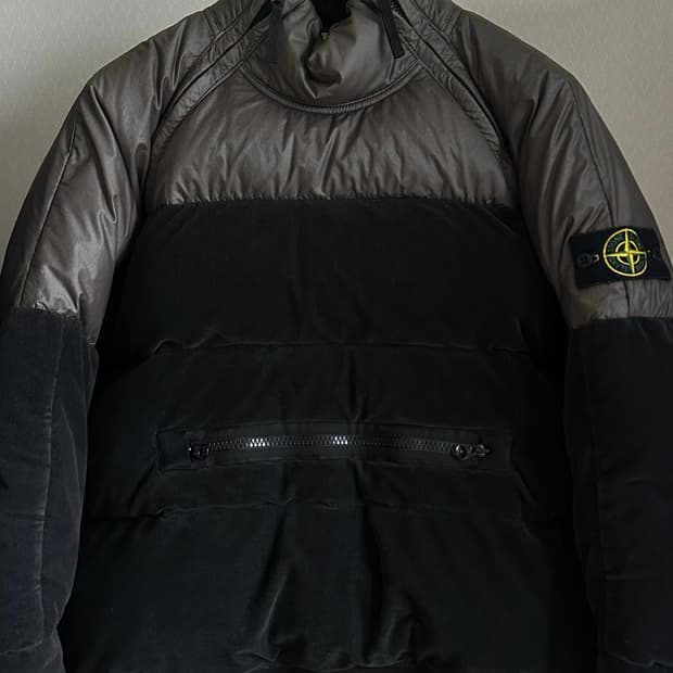 스톤아일랜드 x 바니스뉴욕 벨벳 아노락 L(105) 블랙