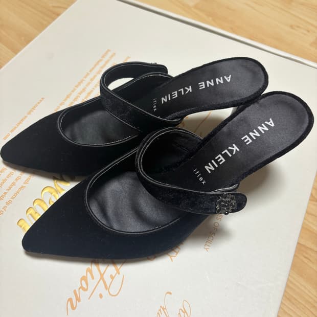 앤클라인 구두 230