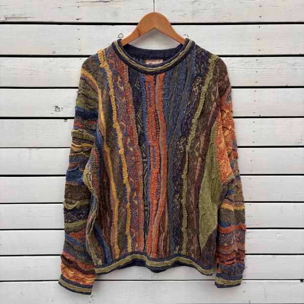 Coogi 쿠지 케이블 니트