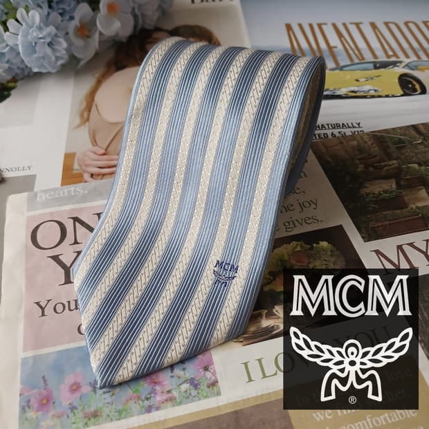 MCM 실크 스카이블루 스트라이프 넥타이 9.1cm A+등급 A19260