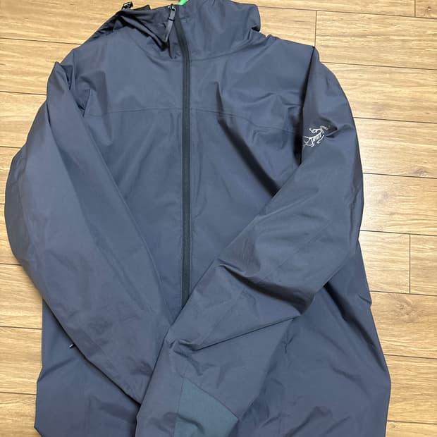 아크테릭스 바람막이