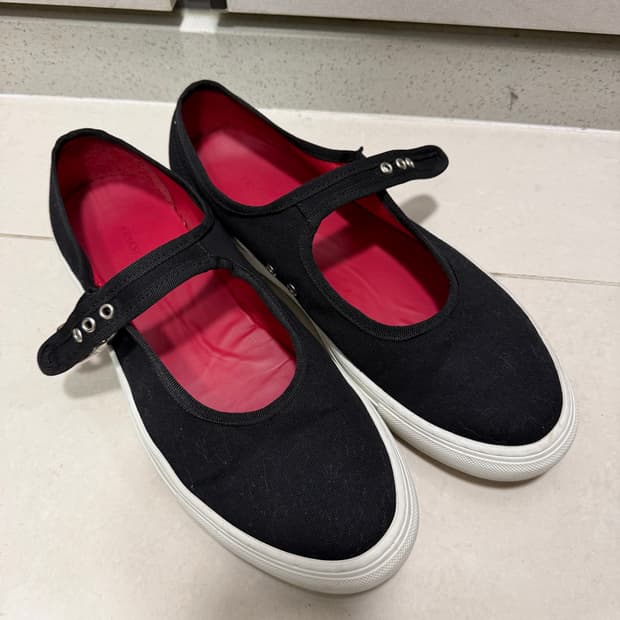 ERNEST W. BAKER 메리제인 스니커즈 슈즈 