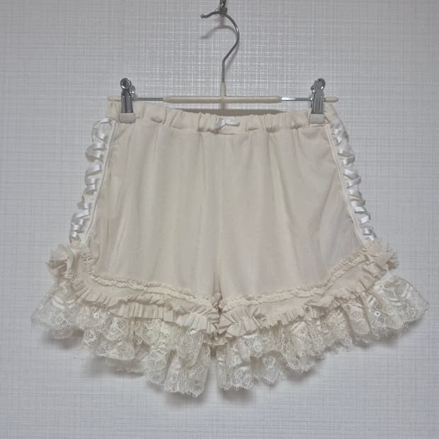 Language 히메갸루 오프화이트 스카팡