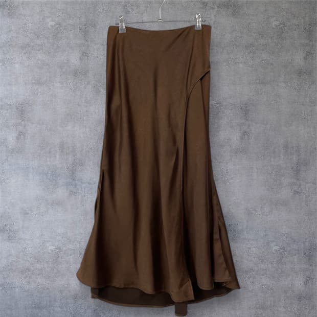 매그제이 MAGJAY 진브라운 새틴 롱스커트 55