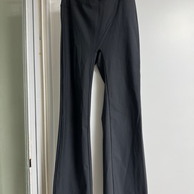 스컬피그 나일론 부츠컷레깅스 m차콜