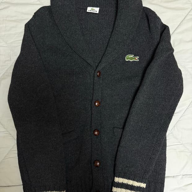 라코스테 숄칼라 가디건