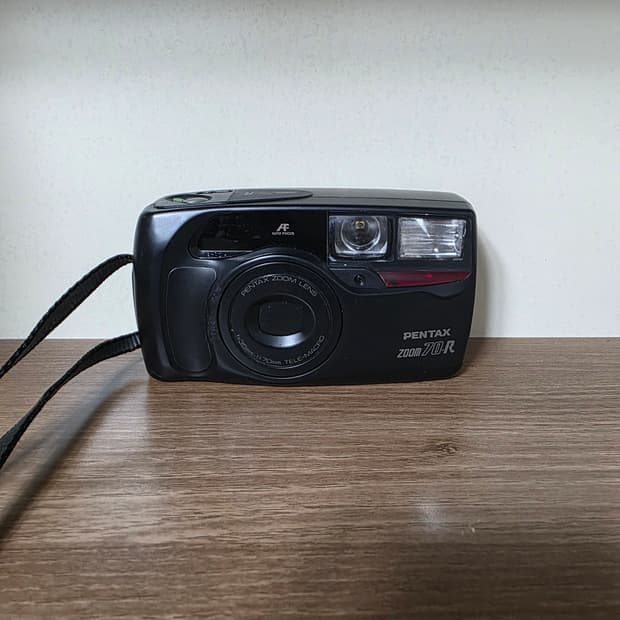 펜탁스 Zoom 70-R 필름 카메라