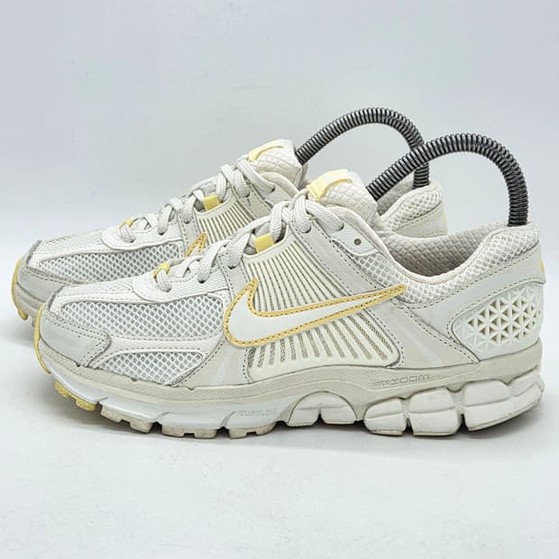 나이키 우먼스 줌 보메로 5 세일 소프트 옐로우 (240)