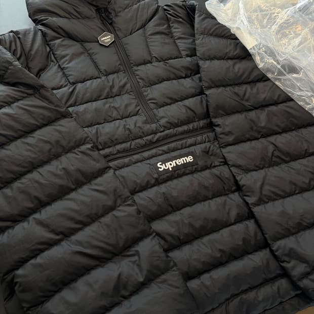 슈프림 마이크로 다운 하프집업 풀오버 블랙 라지