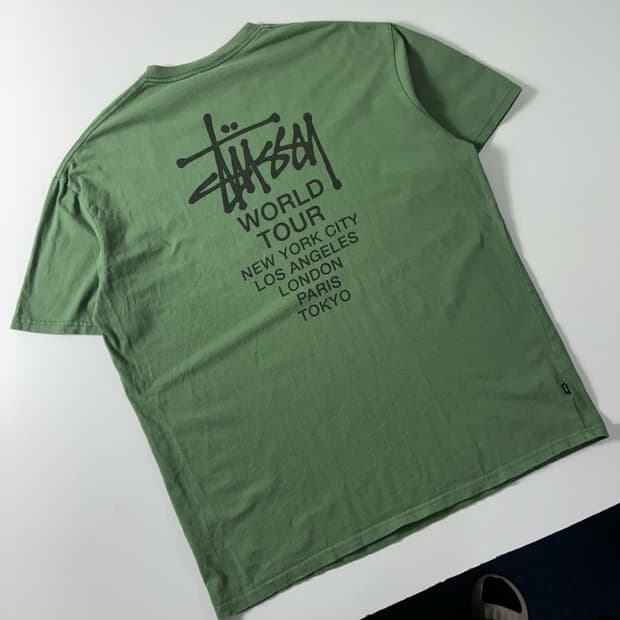 Stussy  스투시 월드투어 카키 반팔 티셔츠 