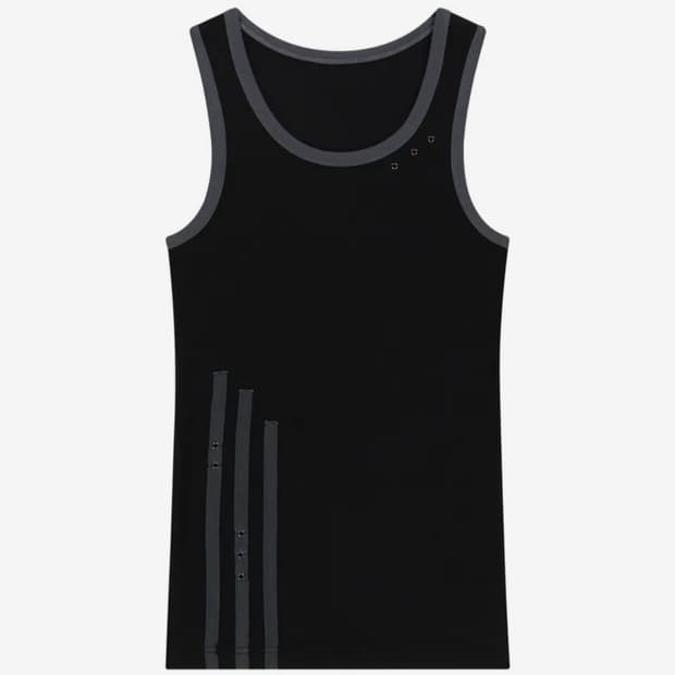 [아캄] 3-Lined Eyelet Sleeveless 나시 블랙 2