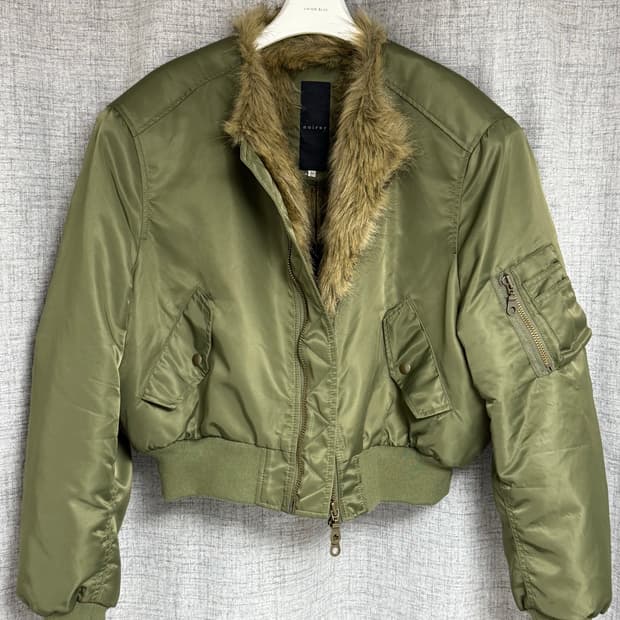 노이어 샤기 퍼 ma-1 카키 52