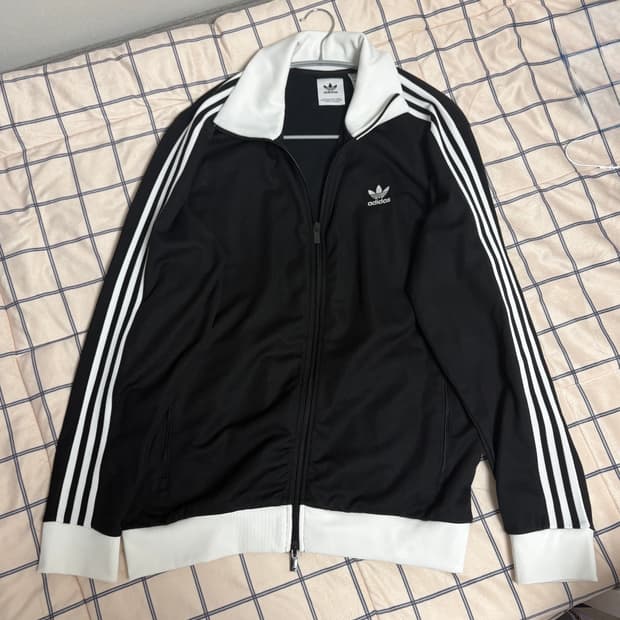 아디다스 베켄바우어 트랙 자켓 블랙 XXL 팝니다