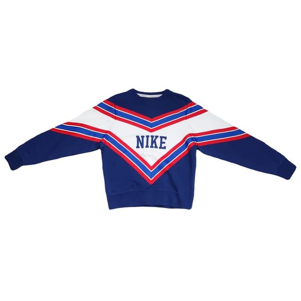 NIKE 뉴트로 맨투맨  S