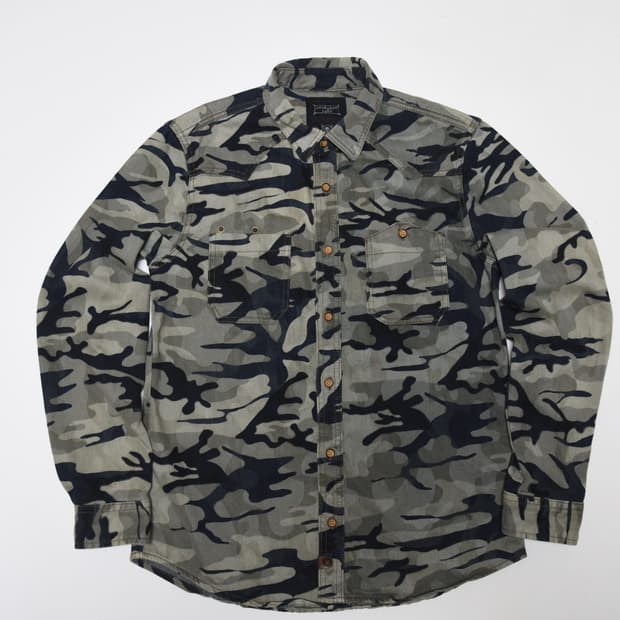 버카루 카모플라쥬 셔츠 XL 105