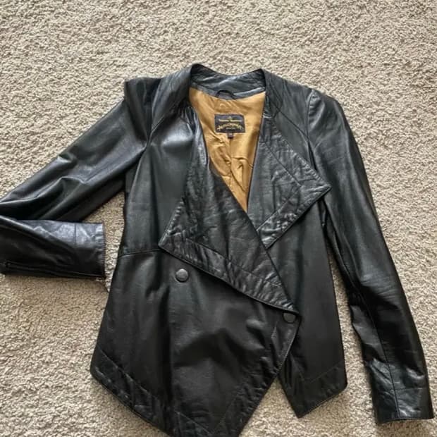 비비안웨스트우드 가죽자켓38