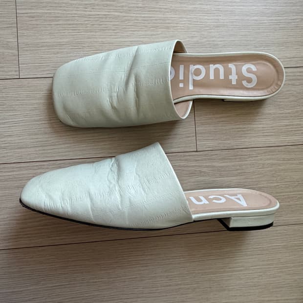 아크네 스튜디오 뮬 38