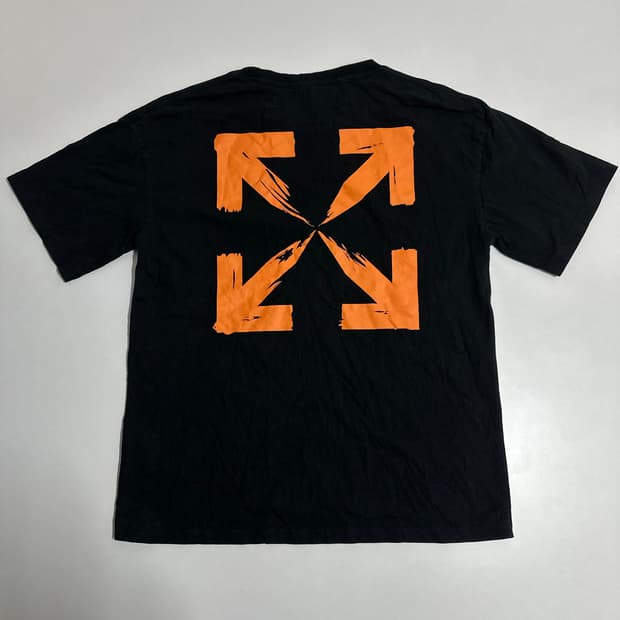 오프화이트 블랙 오렌지 그래피티 반팔티 M