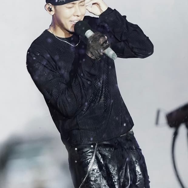 Yyyy vertical pleated long sleeve 1 긴팔티