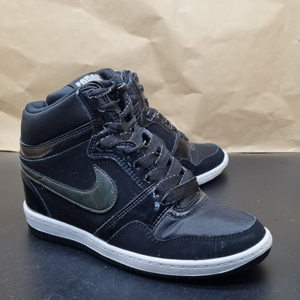 나이키 포스 스카이 여성키높이 운동화 240