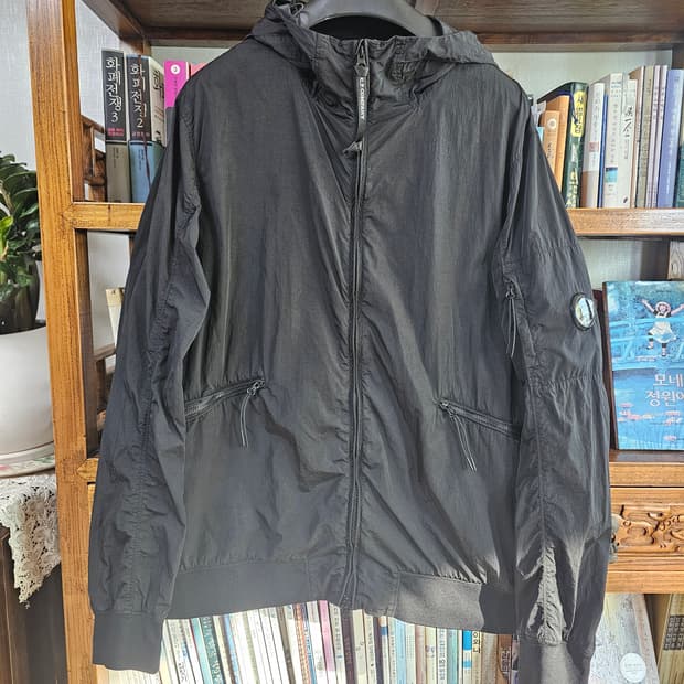새거급!!ma1 스타일 후드 씨피 cp컴퍼니 나일론 자켓 팔아요