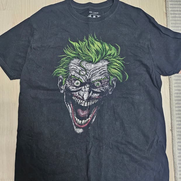 배트맨 조커 티셔츠