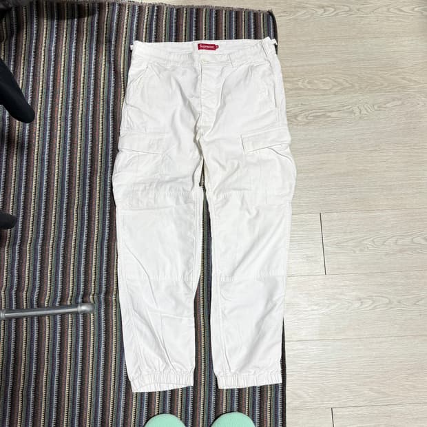 슈프림 카고팬츠 18ss 화이트