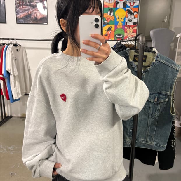 칼하트 wip 맨투맨