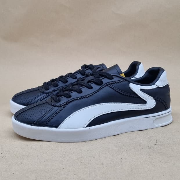 치스윅 남성스니커즈 250