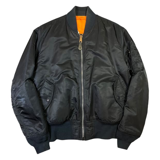 알파 인더스트리 MA-1 항공점퍼