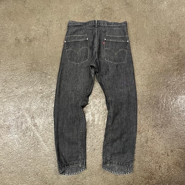 00s 리바이스 엔지니어드진 001 블랙 (34“)