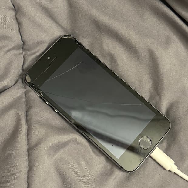 아이폰 se1 스페이스그레이 32기가