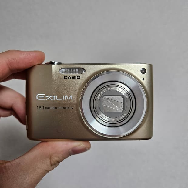 [태연 방지민 디카] 카시오 엑슬림 EX-Z400 골드 빈티지 디카