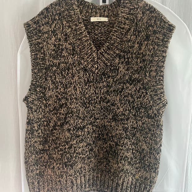 Recto 렉토 니트 베스트